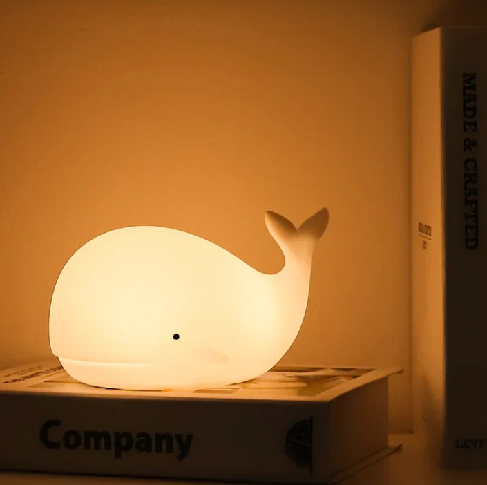 Color Changing Whale Night Light - Rechargeable Silicone Mood Lamp