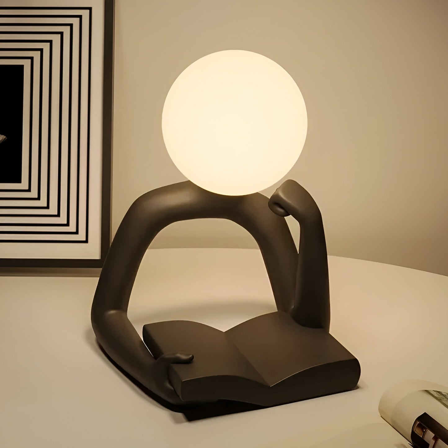 Modern Abstract Table Lamp with USB Power – Elegant Resin Design for Atmospheric Lighting