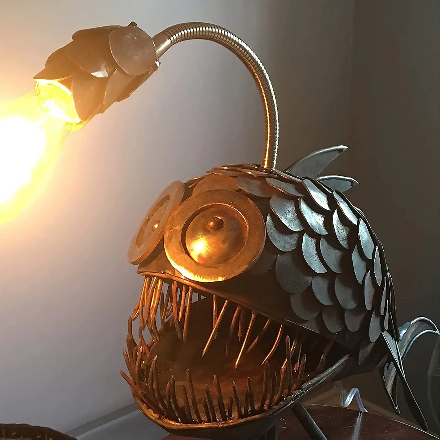 Retro Fish Design Table Lamp with Soft Ambient Light