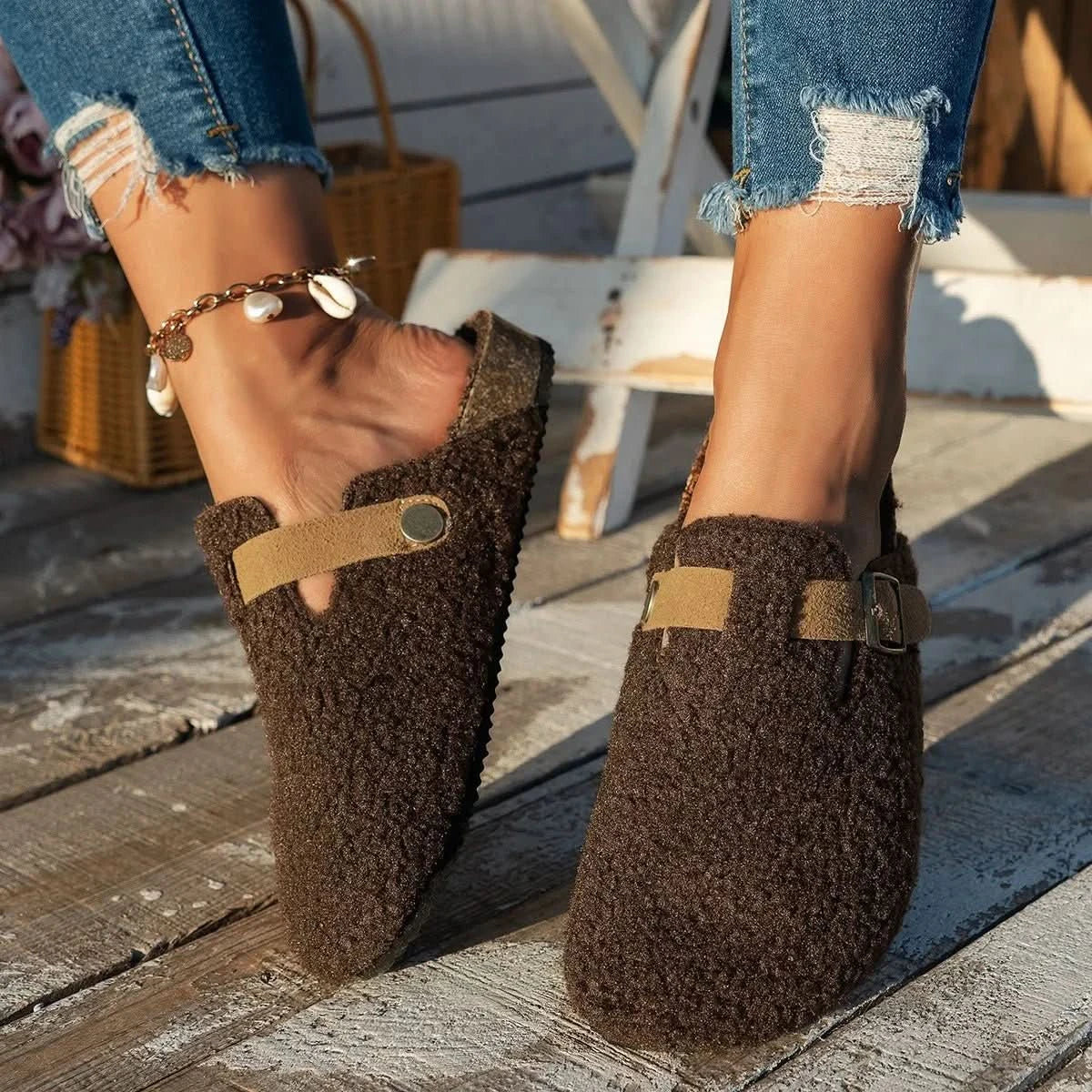 Women's Wool Lined Non-Slip Winter Slippers