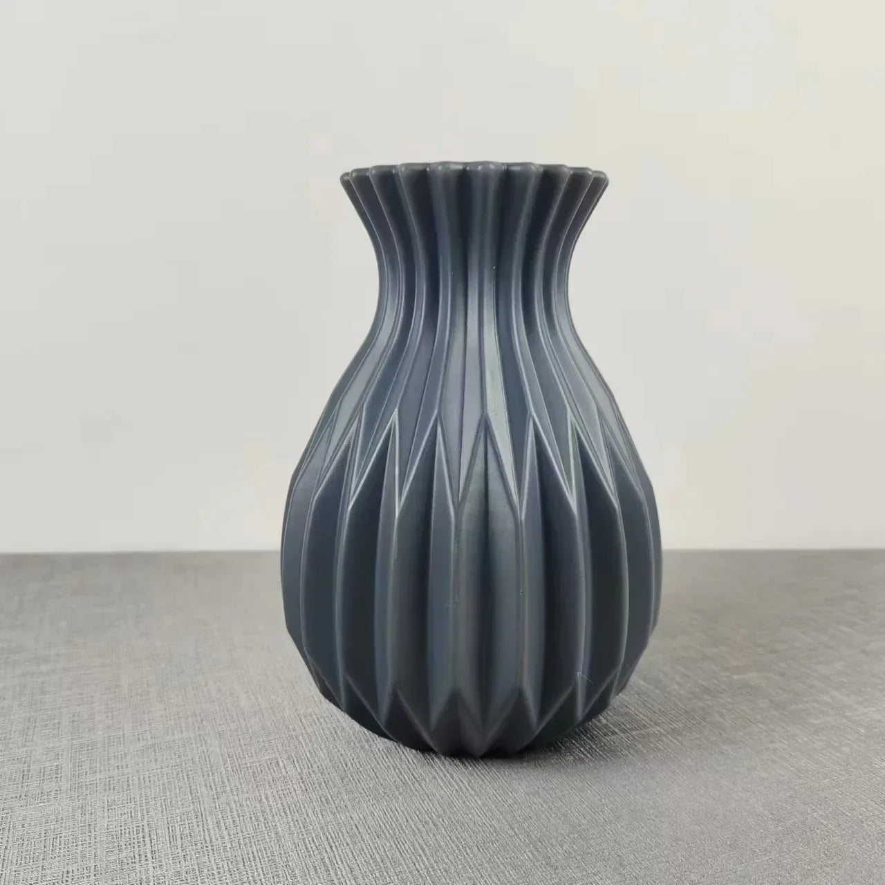 Modern Plastic Flower Vase - 4 Inch Contemporary Design