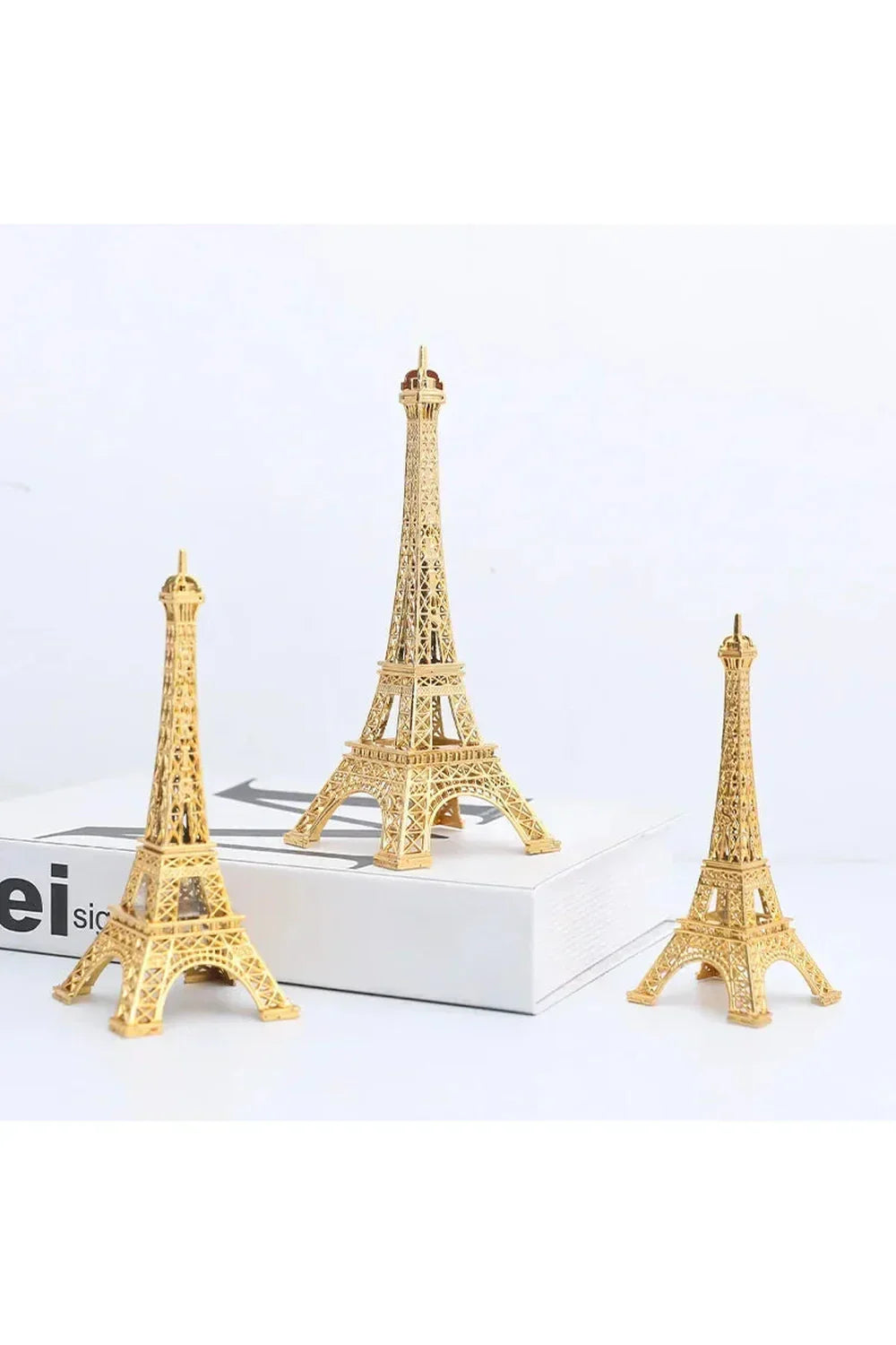 Eiffel Tower Metal Figurine