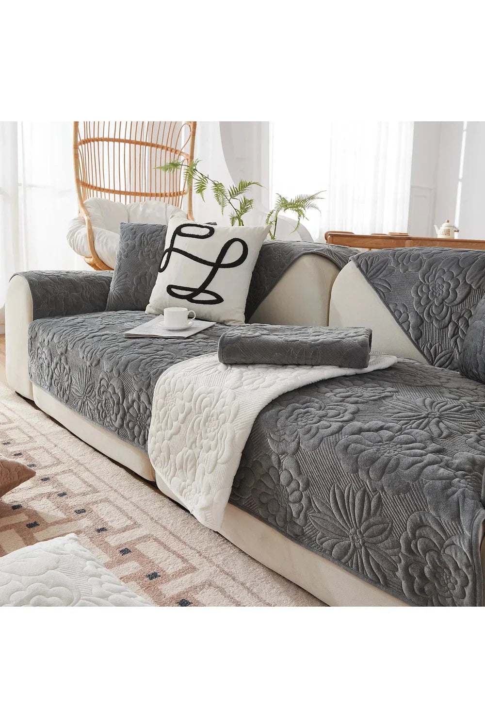 Plush Polyester Sofa Cover