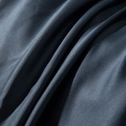 Luxurious Mulberry Silk Duvet Cover with Zipper Closure
