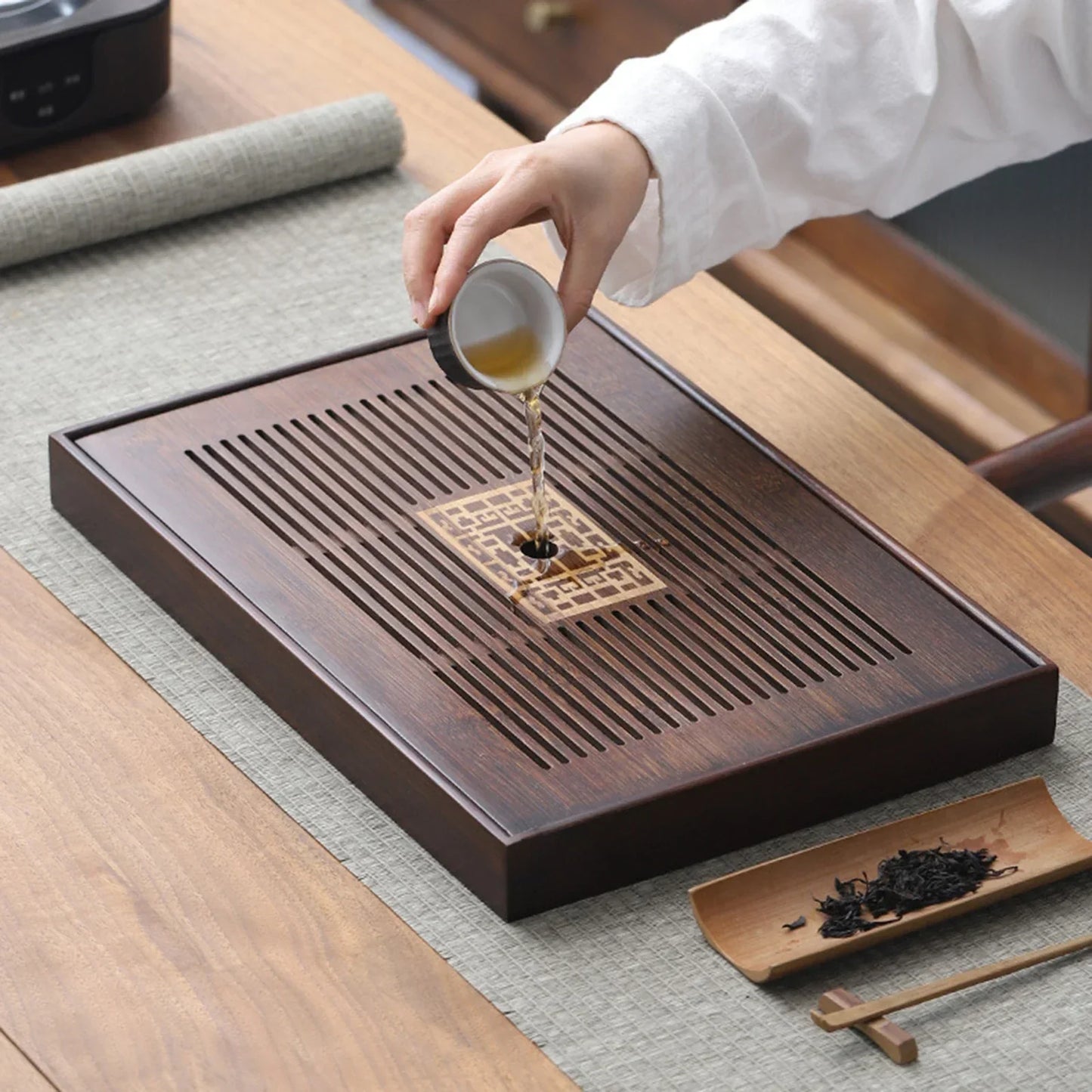 Bamboo Chinese Tea Tray with Removable Water Storage and Quick Drainage