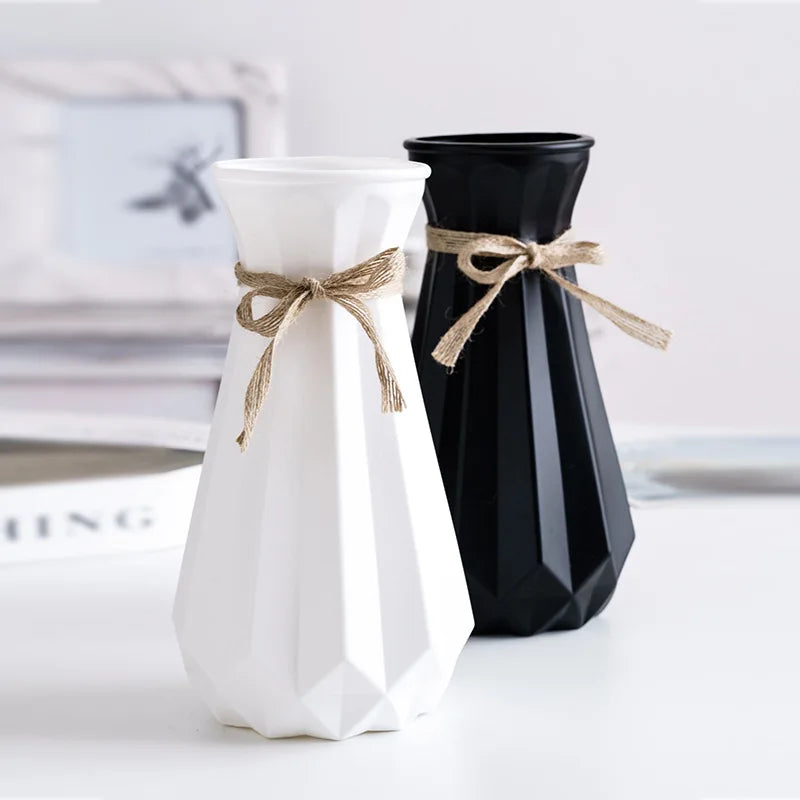 Modern Plastic Flower Vase - 4 Inch Contemporary Design