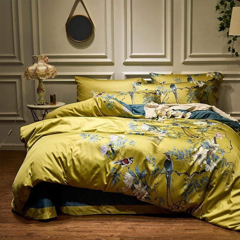 Soft Egyptian Cotton Pillowcase Set in Gentle Yellow