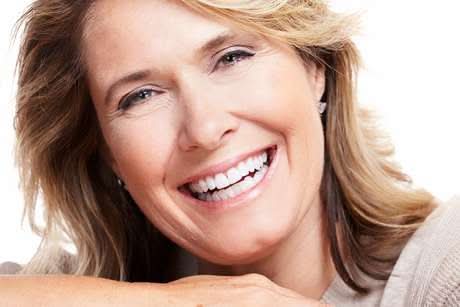 Flexible Dentures with Natural White Tooth Lenses