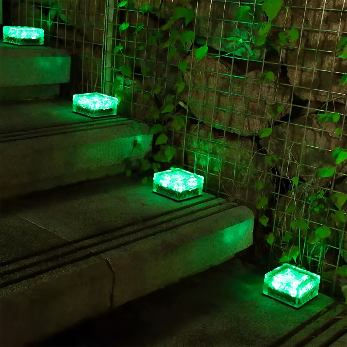 Solar-Powered Ice Cube Garden Lamp with Automatic Dusk Lighting