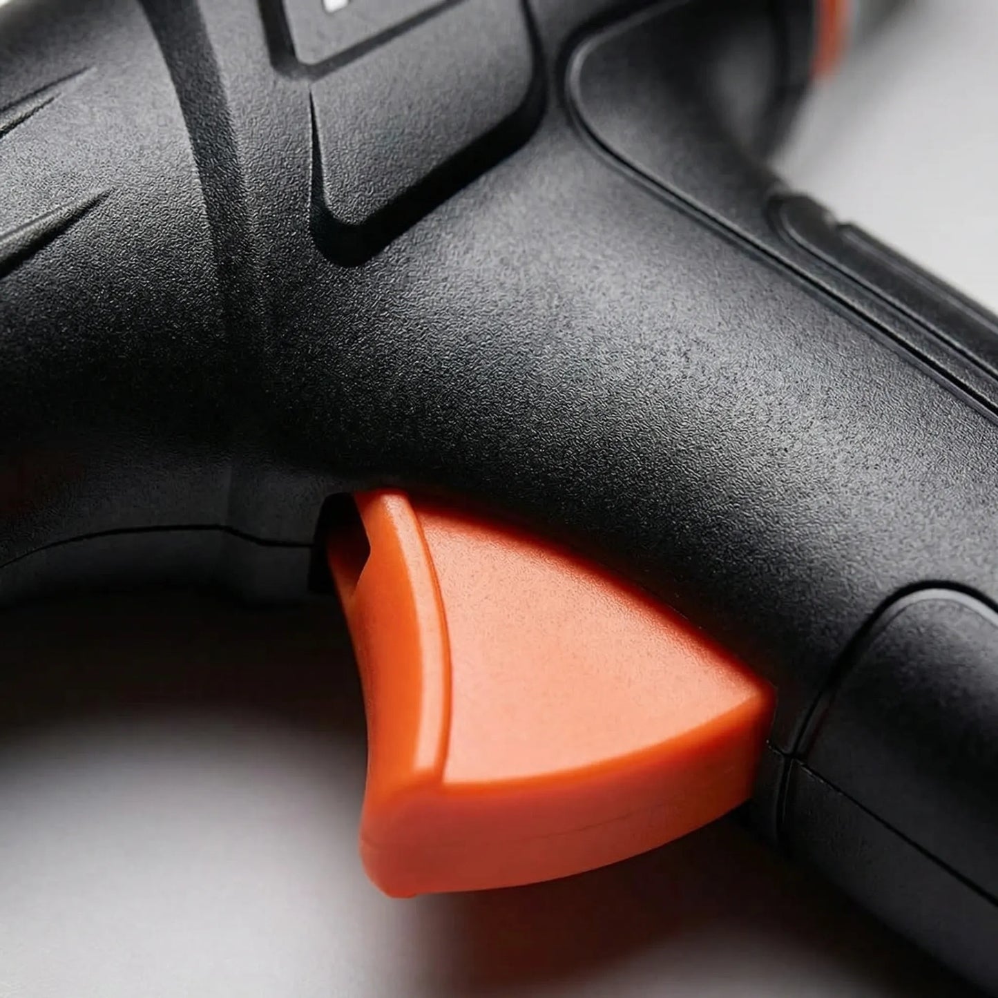 Ergonomic Pistol Grip Soldering Tool with Automatic Wire Feed