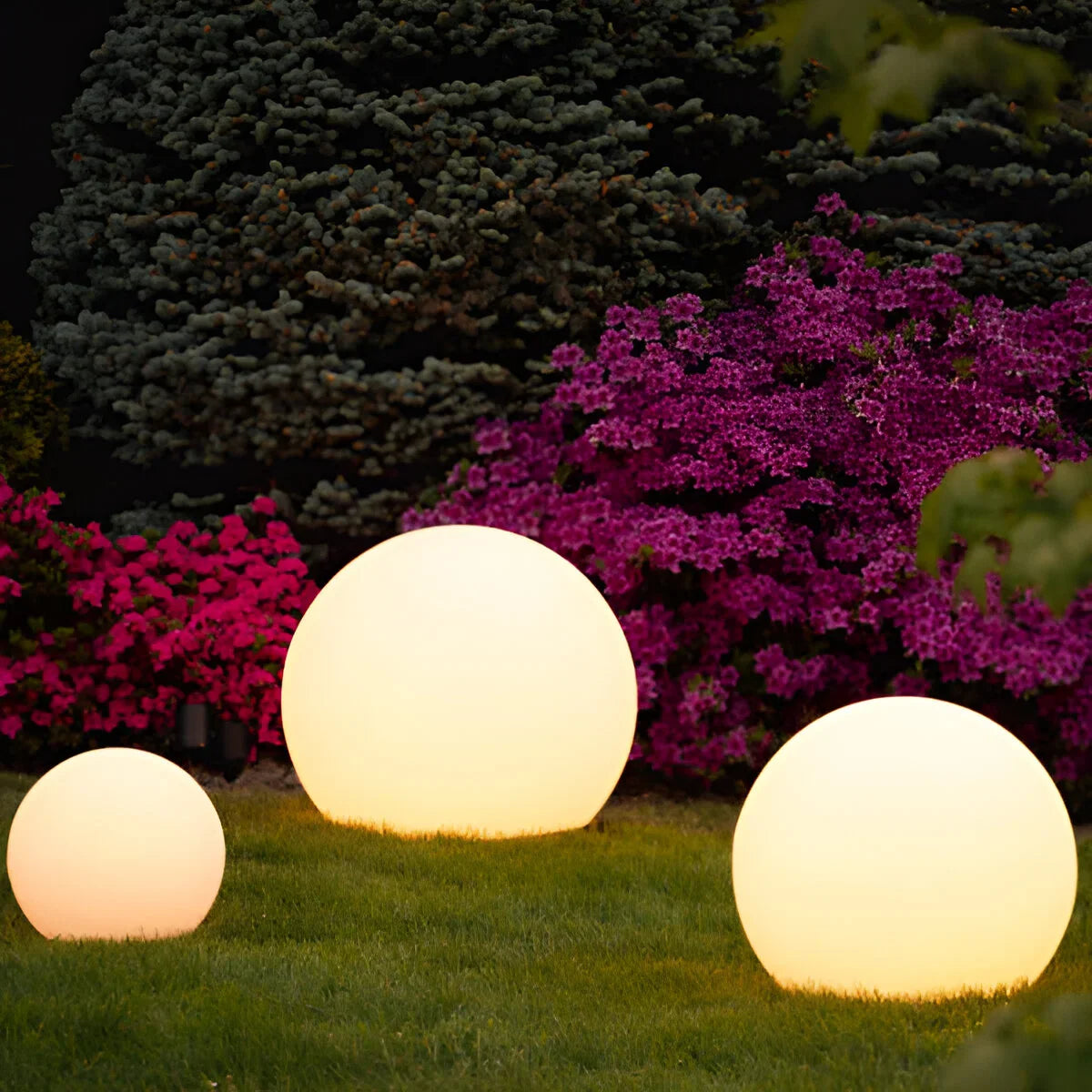 Weatherproof Color-Changing Wireless Garden Light