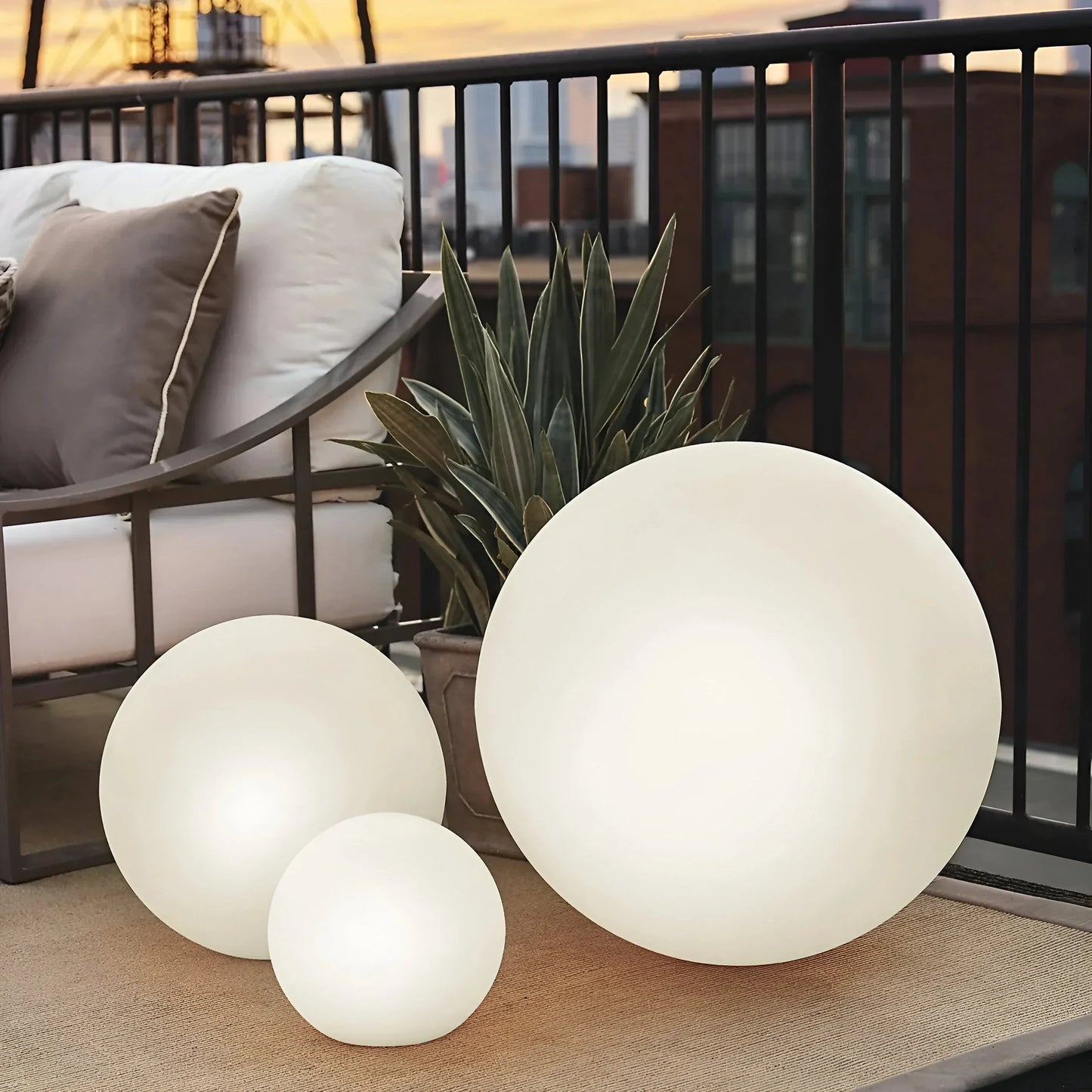Weatherproof Color-Changing Wireless Garden Light