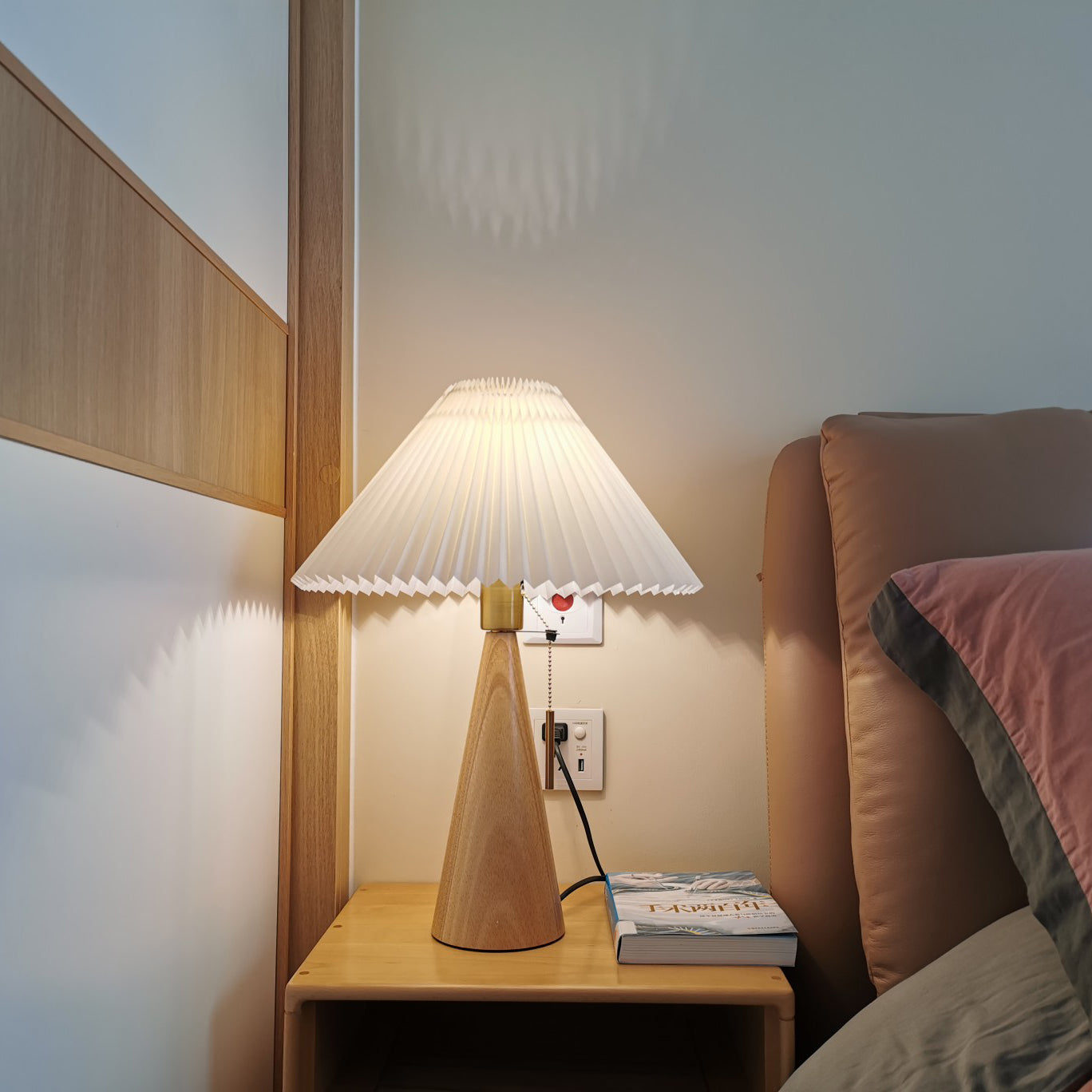 Elegant Wood and Metal Table Lamp with Pleated Linen Shade
