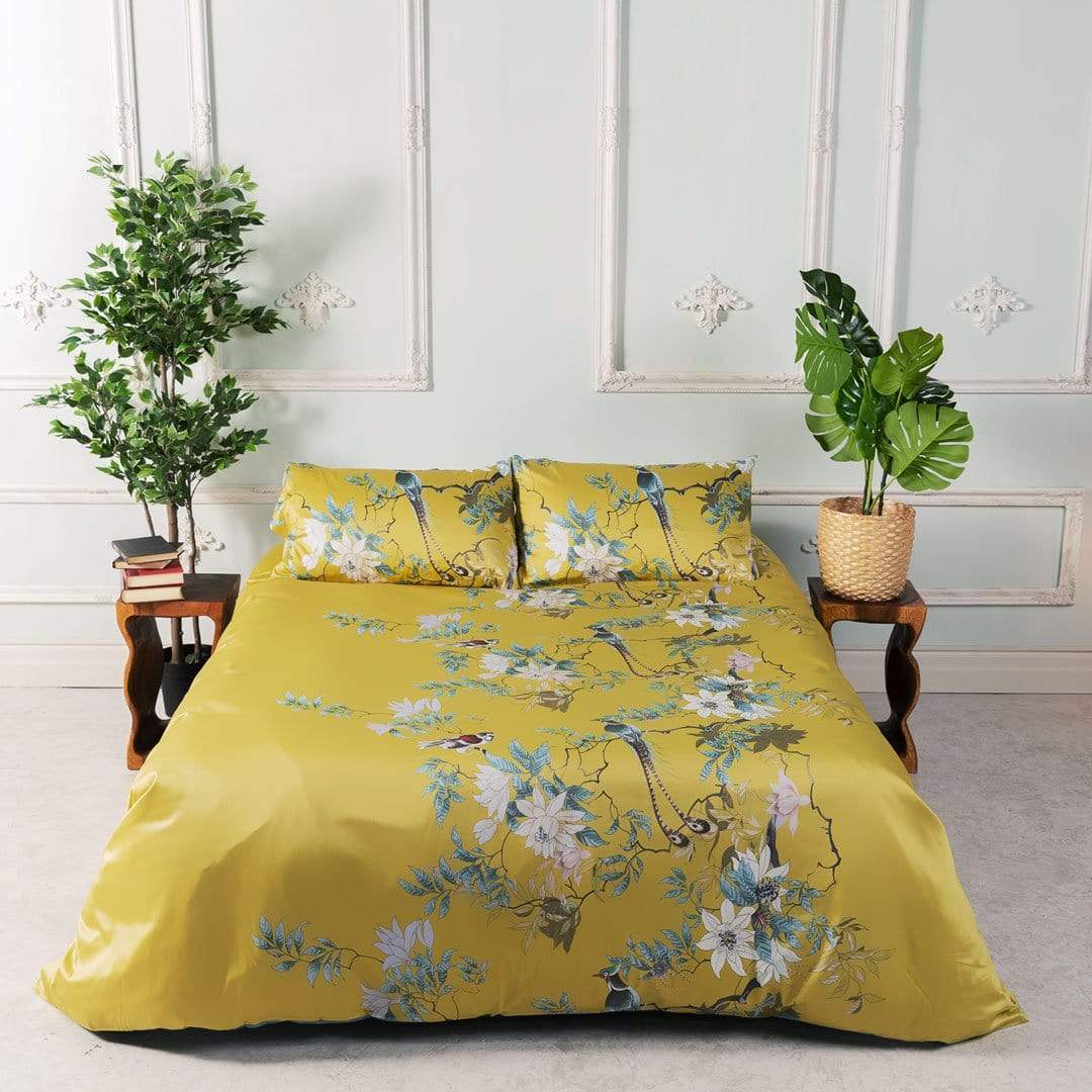 Soft Egyptian Cotton Pillowcase Set in Gentle Yellow