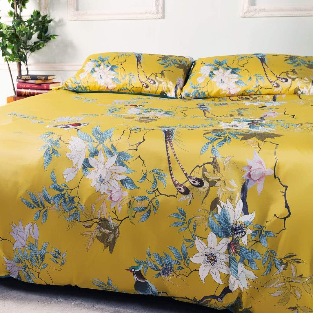 Soft Egyptian Cotton Pillowcase Set in Gentle Yellow