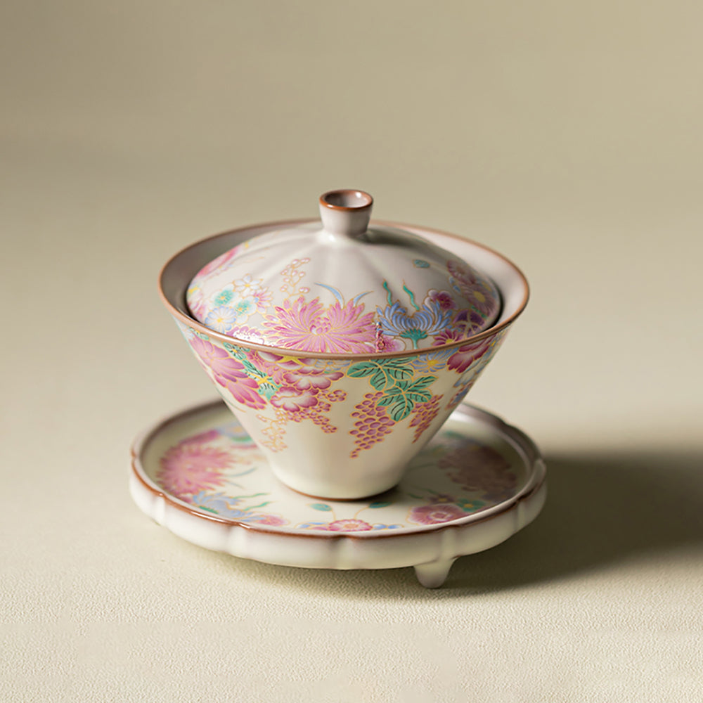 Elegant Ruyao Porcelain Gaiwan with Floral Design