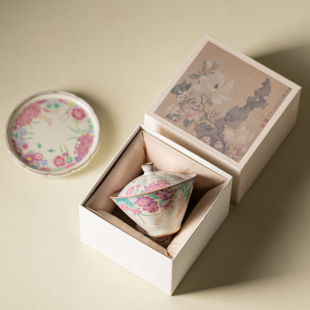 Elegant Ruyao Porcelain Gaiwan with Floral Design