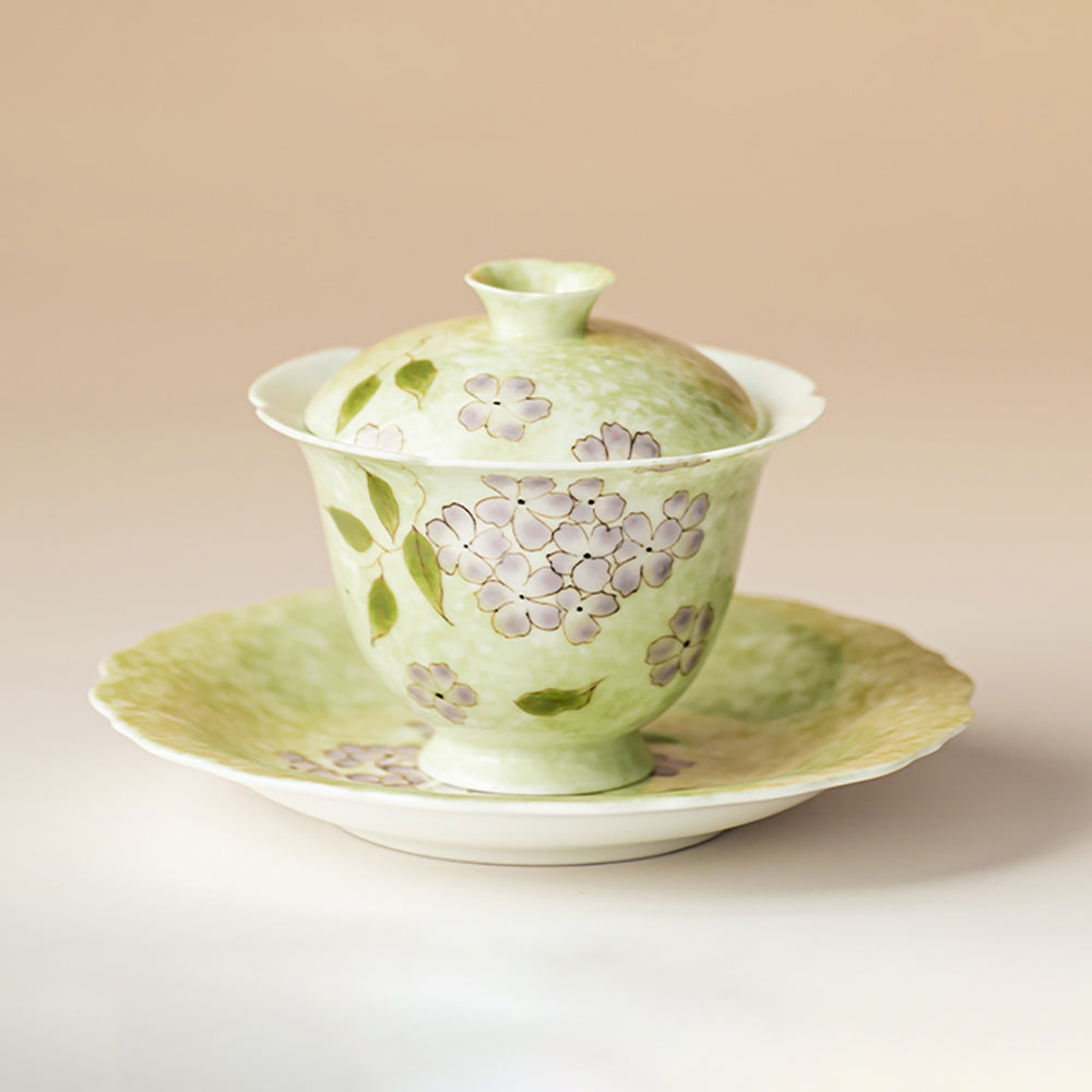 Hand-Painted Hydrangea Porcelain Gaiwan with Saucer