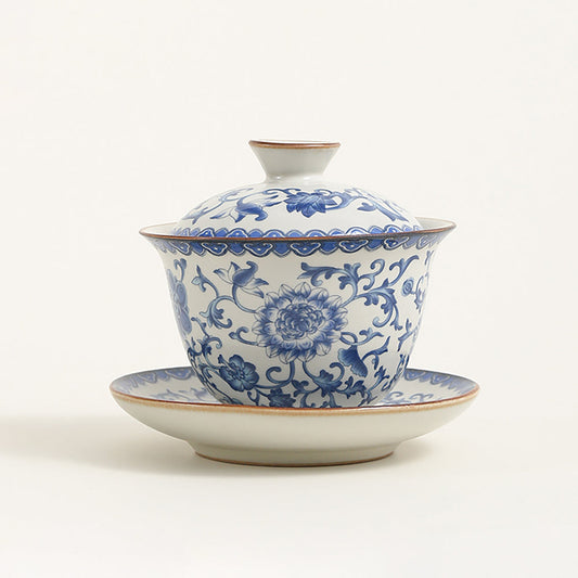Blue and White Ruyao Porcelain Gaiwan with Twined Vine Design