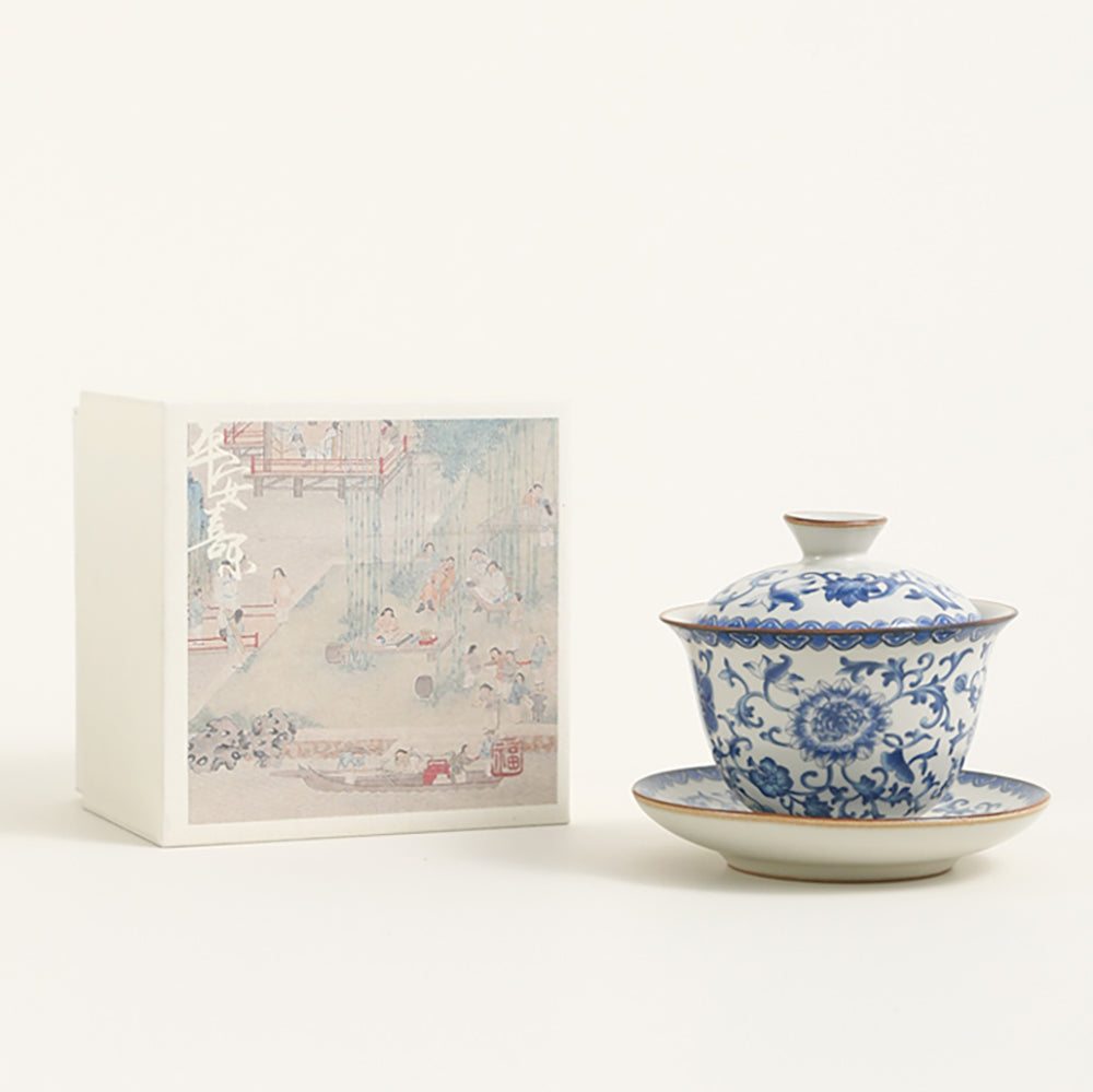 Blue and White Ruyao Porcelain Gaiwan with Twined Vine Design