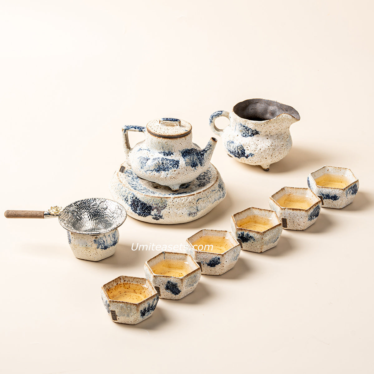 Japanese Kobiki Coarse Pottery Tea Set with Teapot and Cups