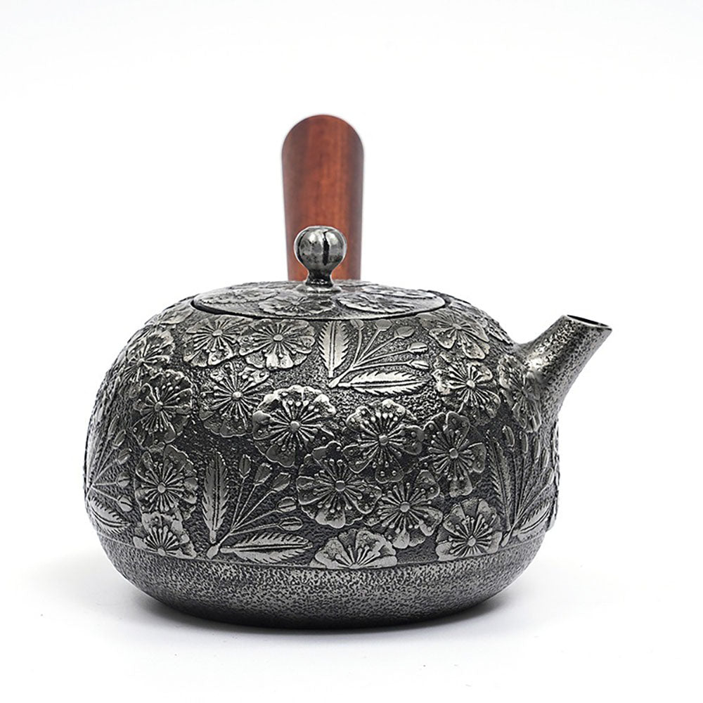 Handmade Japanese Cast Iron Teapot with Wooden Handle