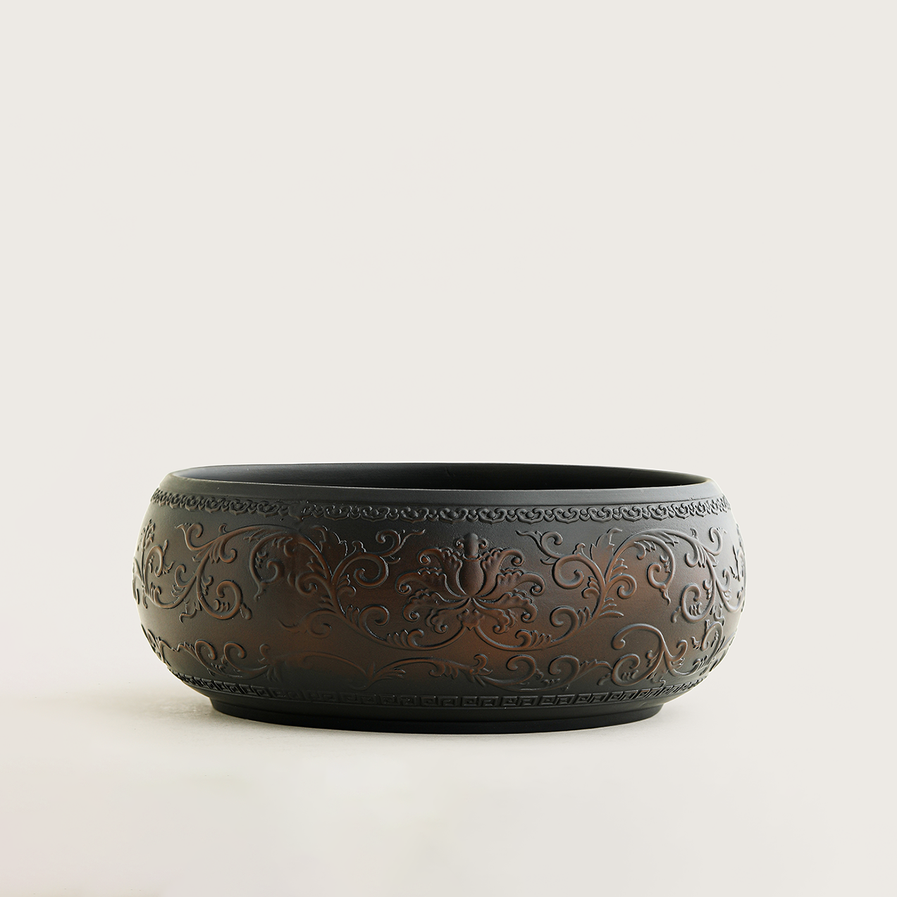 Purple Pottery Tea Washer with Entwined Lotus Design