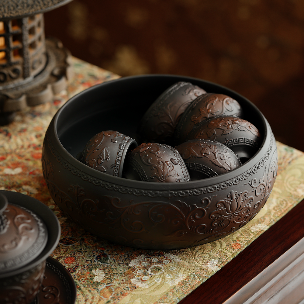 Purple Pottery Tea Washer with Entwined Lotus Design