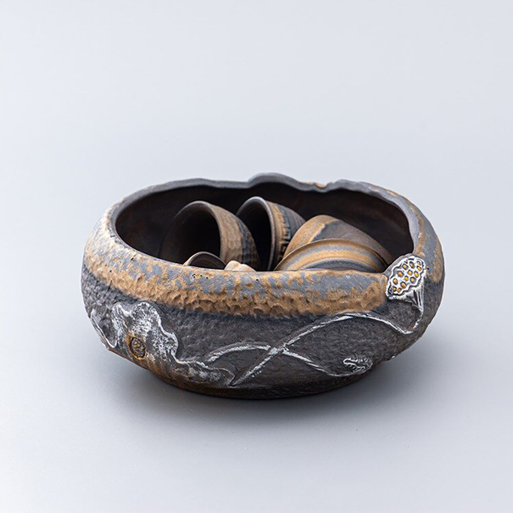 Lotus Coarse Pottery Tea Washer with Gilded Glaze