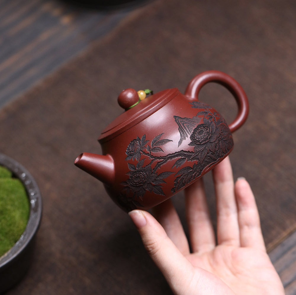 Yixing Purple Clay Peony Teapot Shi Piao 200ml