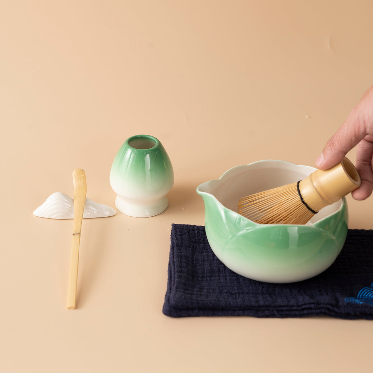 Gradient Green Matcha Tea Set with Bamboo Whisk and Glass Cups