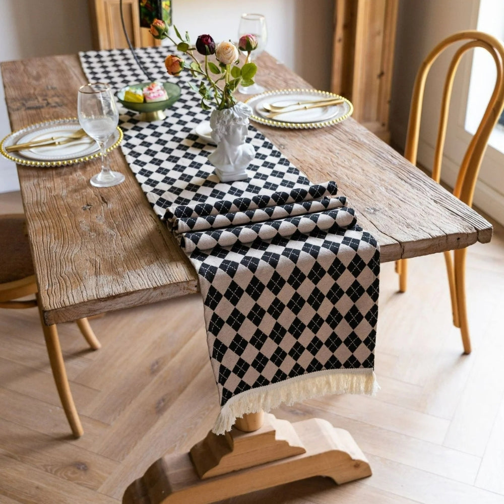 Tasseled Retro Checkered Table Runner