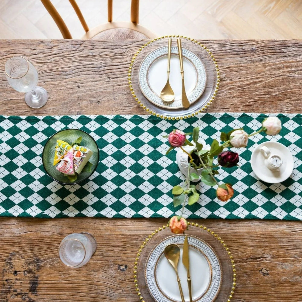 Tasseled Retro Checkered Table Runner