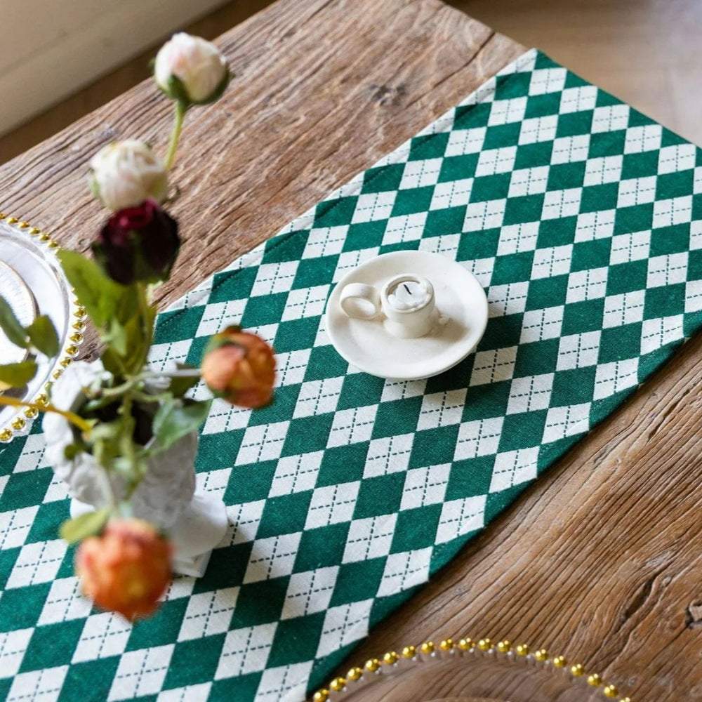Tasseled Retro Checkered Table Runner