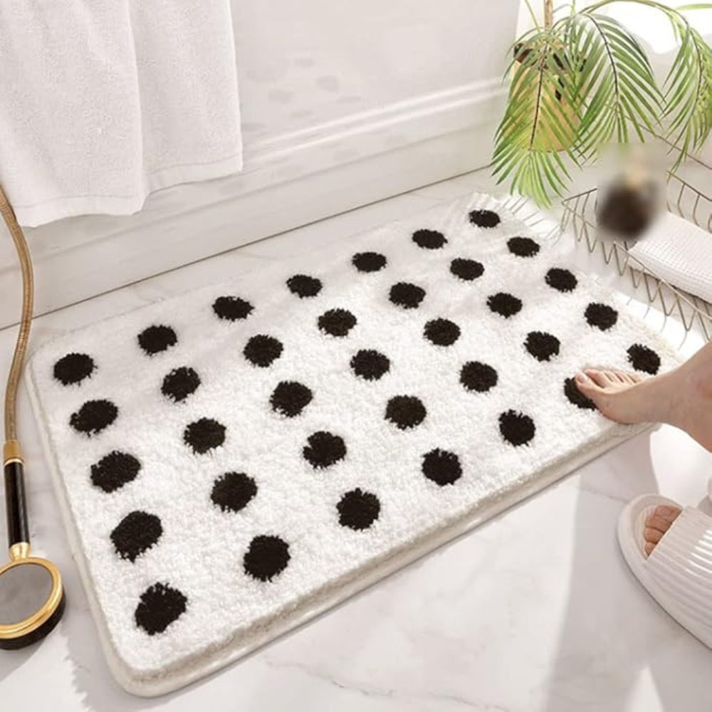Plush Microfiber Polka Dot Bath Mat with Non-Slip Backing
