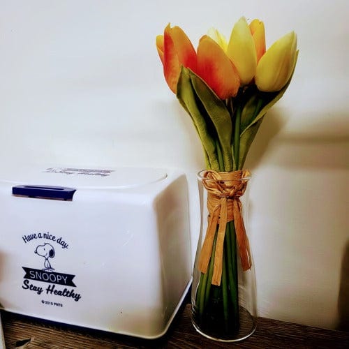 Tulip-Shaped LED Bedside Lamp