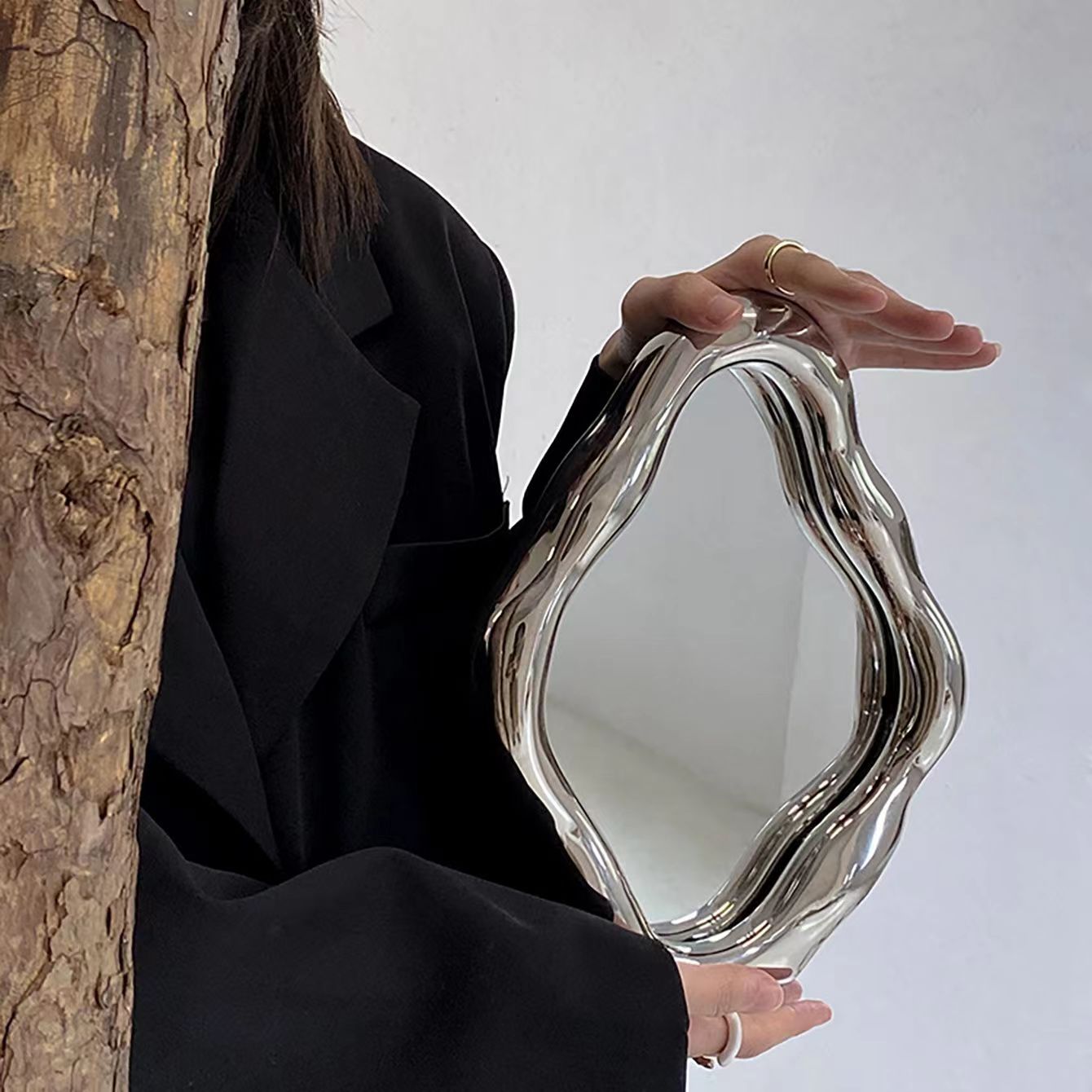 Nordic Silver Zigzag Wall Mirror