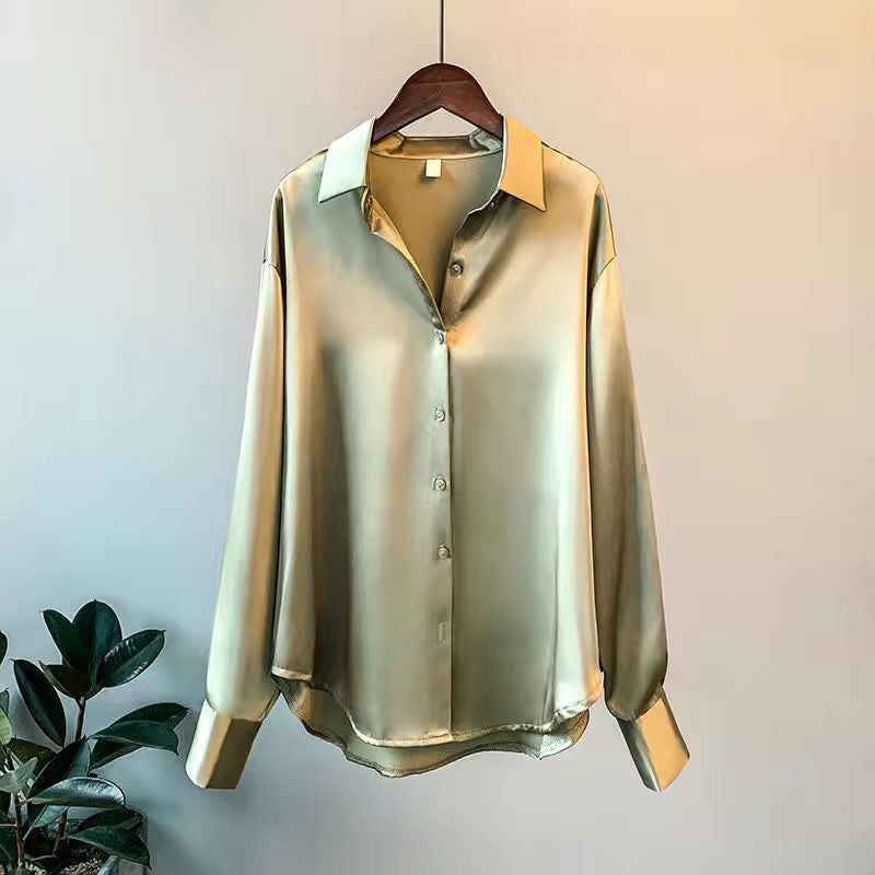 Lightweight Summer Women's Blouse with Elegant Collar