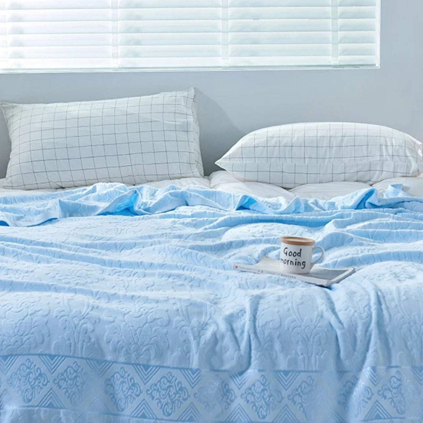 Plush Floral Jacquard Throw Blanket