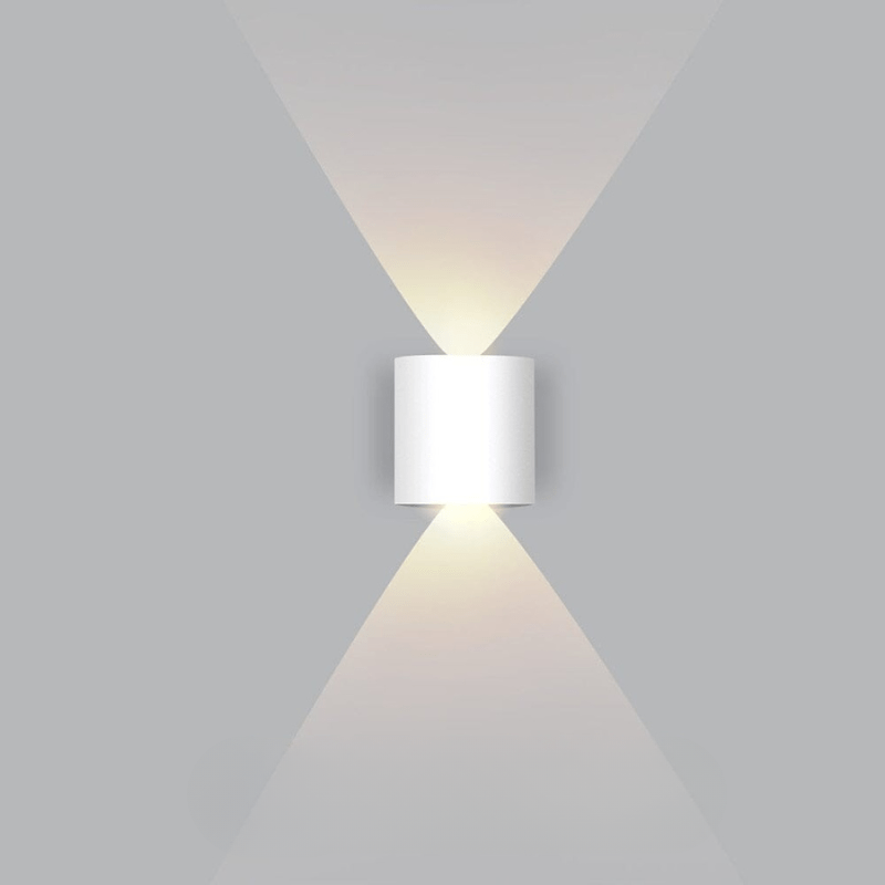 Weatherproof LED Outdoor Wall Light - Modern Aluminum Design