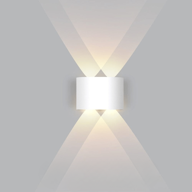 Weatherproof LED Outdoor Wall Light - Modern Aluminum Design