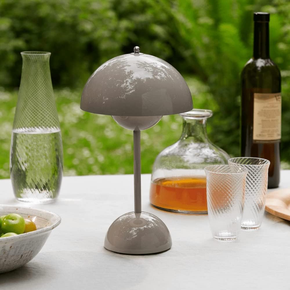 Dimmable LED Table Lamp with Warm White Light