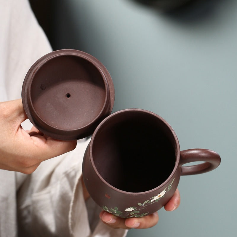 Yixing Purple Clay Peony Tea Cup with Gourd Lid