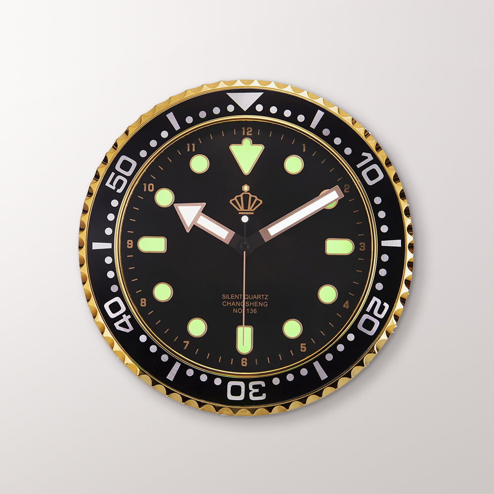 Silent Glowing Black Wall Clock