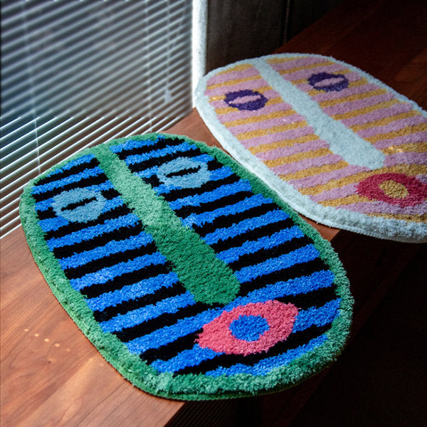 Abstract Face Bath Mat - Modern Plush Bathroom Rug