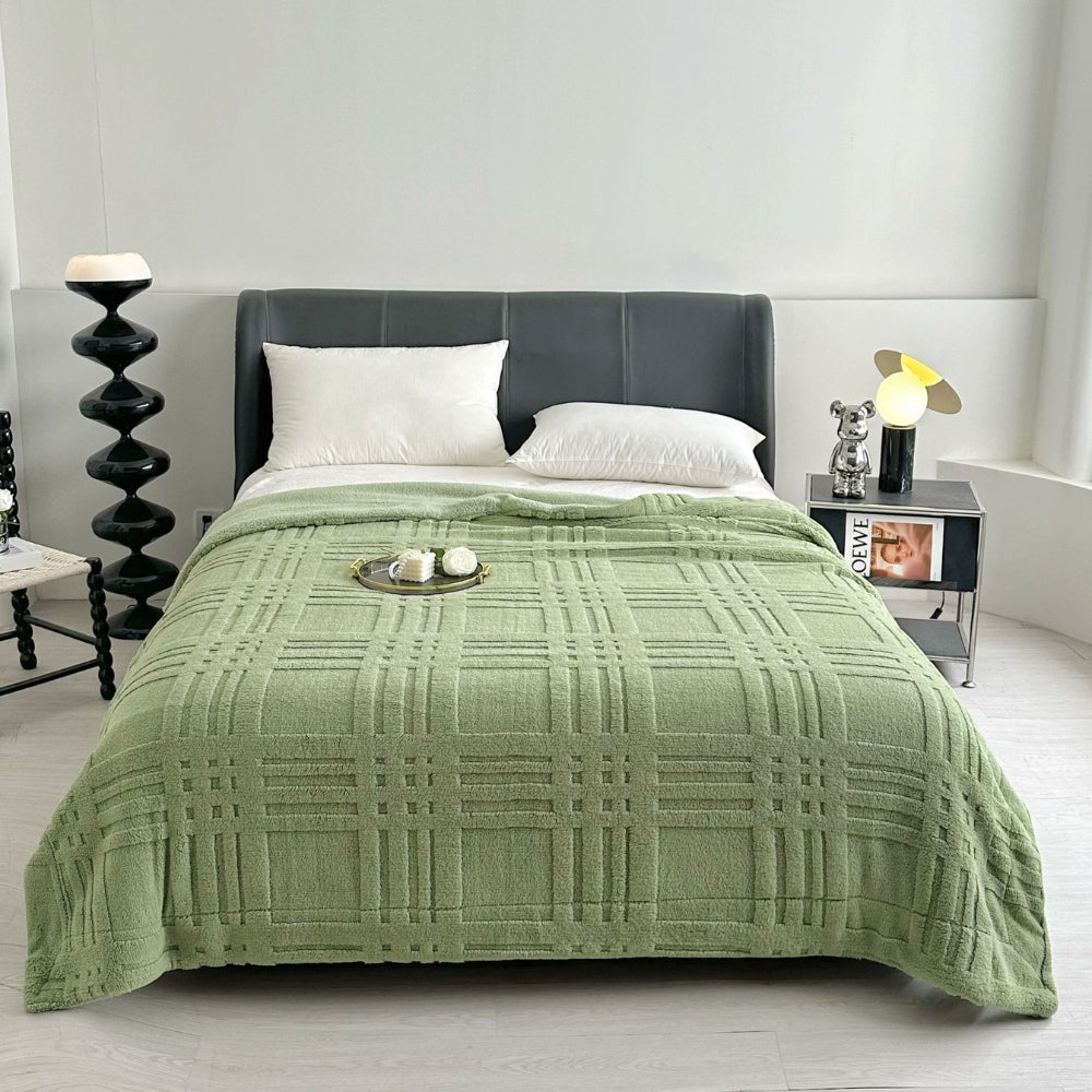 Embossed Grid Pattern Microfiber Winter Blanket