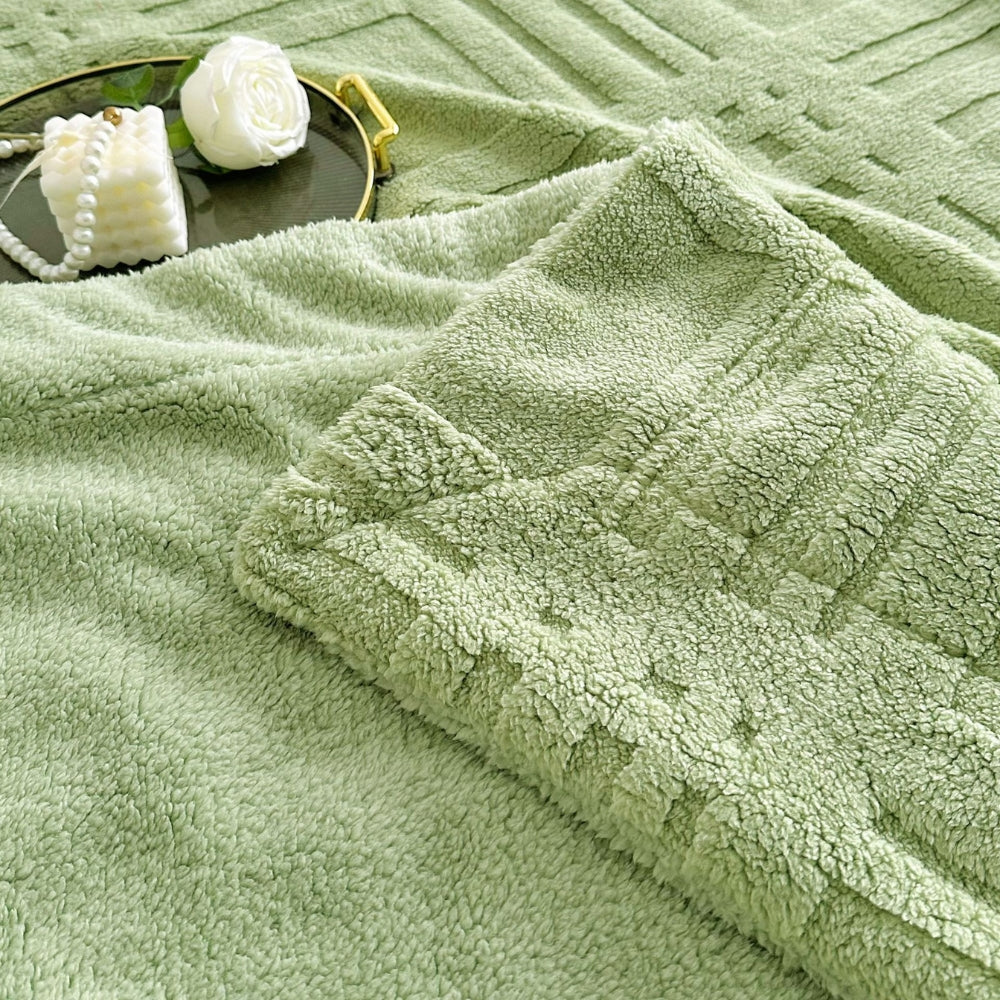Embossed Grid Pattern Microfiber Winter Blanket