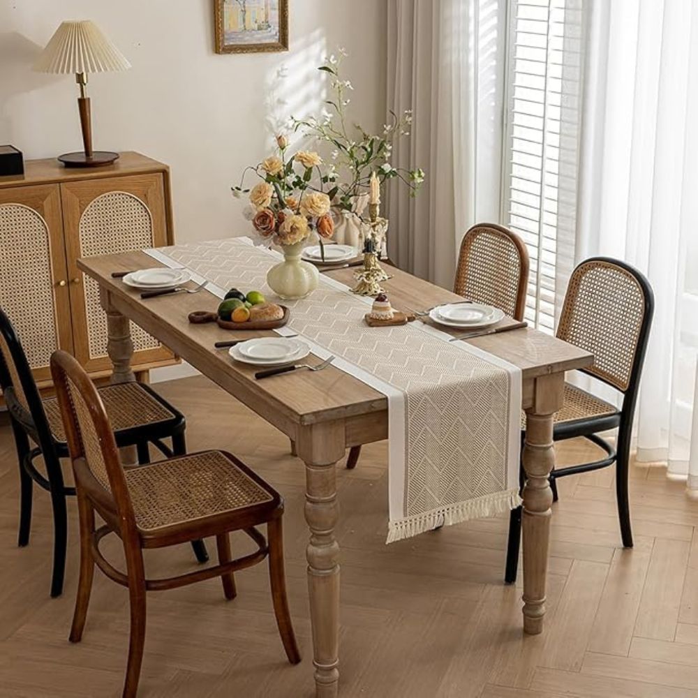 Geometric Zigzag Microfiber Table Runner with Tassels