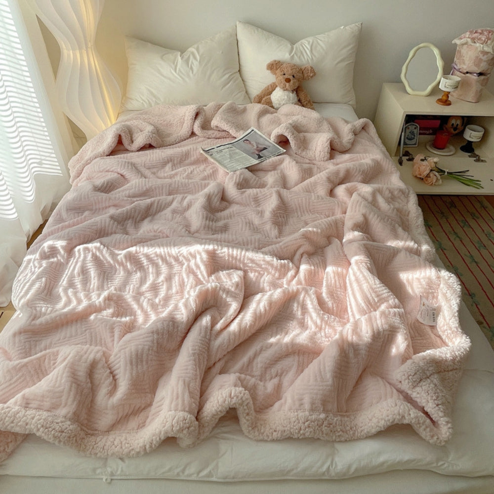 Soft Jacquard Rabbit Plush Blanket with Reversible Lambskin Lining