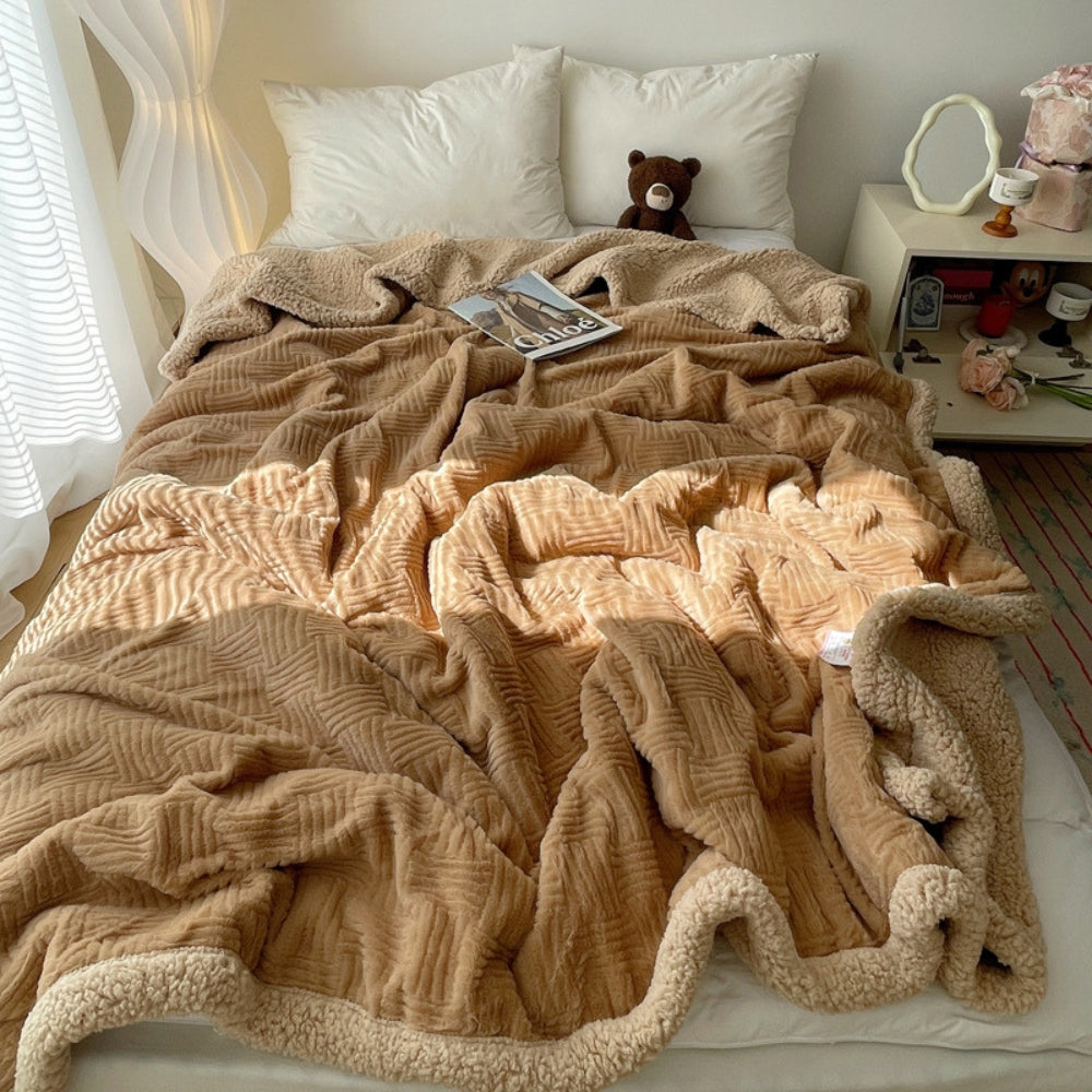 Soft Jacquard Rabbit Plush Blanket with Reversible Lambskin Lining